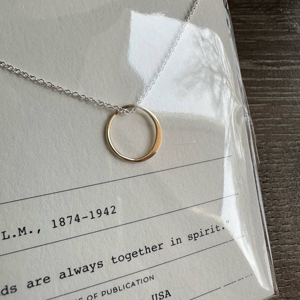 Gold and Sterling Silver 925 Circle Pendant Necklace NWT No signs of wear - Picture 5 of 5